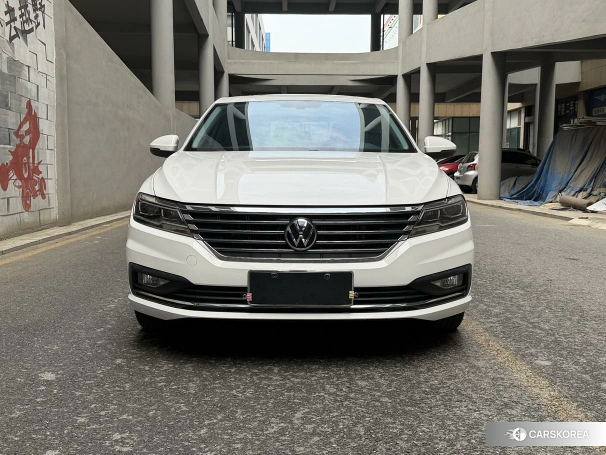 Volkswagen Lavida 2018 Белый из Китая, фото 4