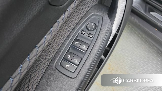 BMW 1 Series (F20) 2018 Серый из Кореи, фото 4