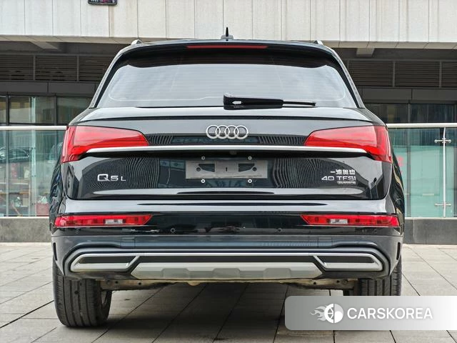 Audi Q5L 2023 Черный из Китая, фото 4