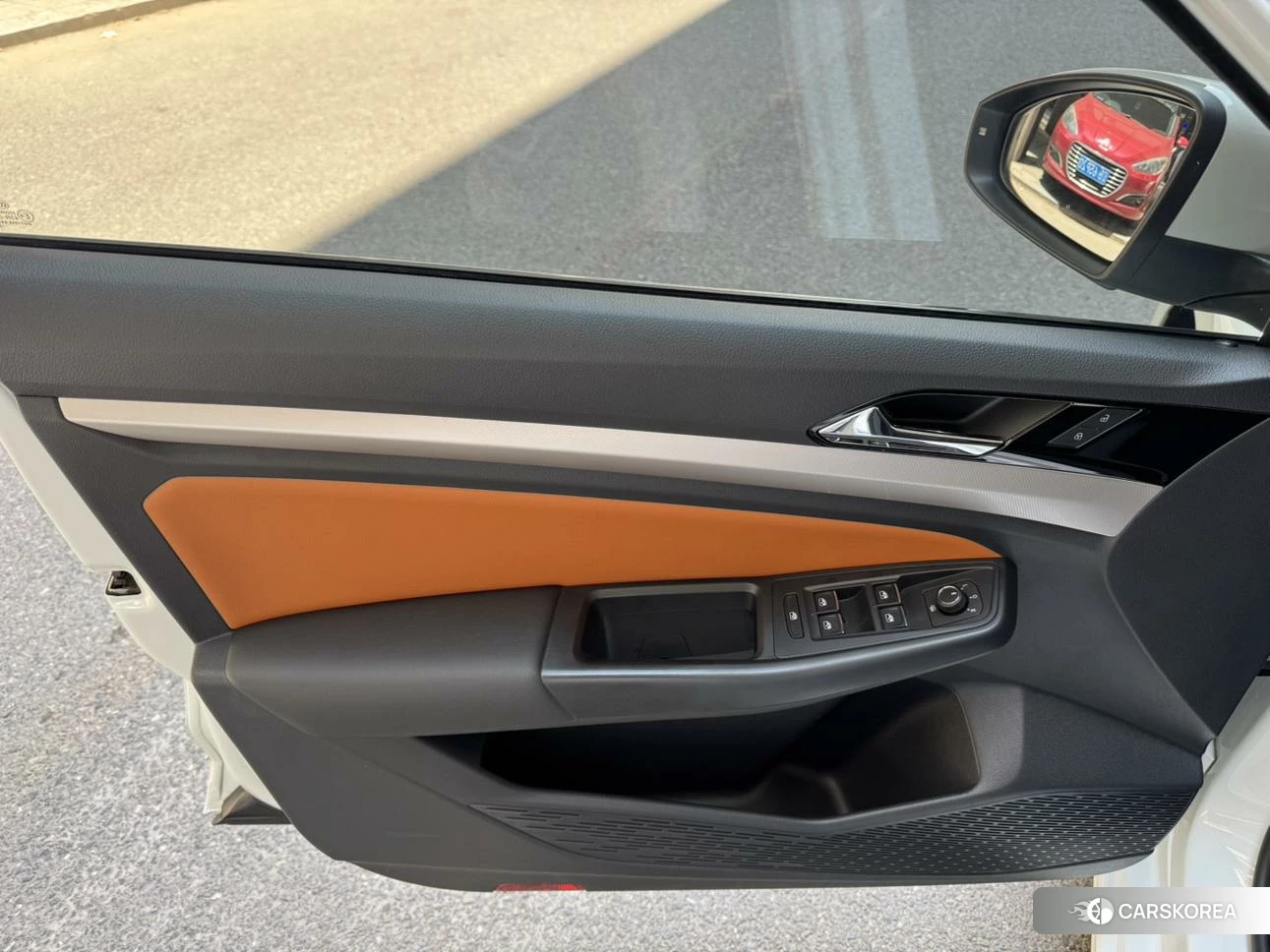 Volkswagen Bora 2022 Белый из Китая, фото 4
