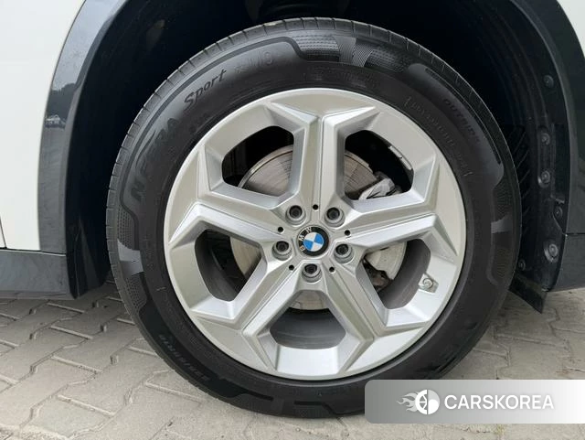 BMW X1 2023 Белый из Китая, фото 4