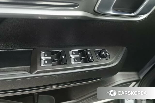 Geely Automobile Haoyue 2021 Темно-серый из Китая, фото 4