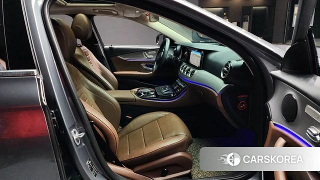 Mercedes-Benz E-Class W213 2019 Серый из Кореи, фото 4