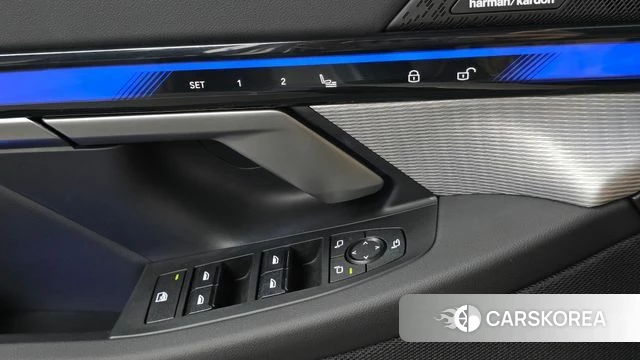 BMW 5 Series (G60) 2024 Серебряный из Кореи, фото 4