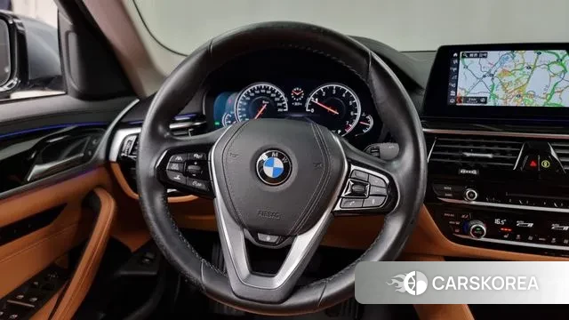 BMW 5 Series (G30) 2018 Серый из Кореи, фото 4