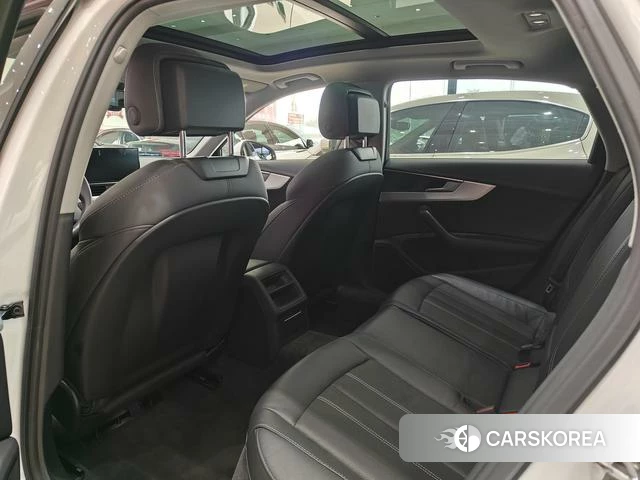 Audi A4L 2022 Белый из Китая, фото 4