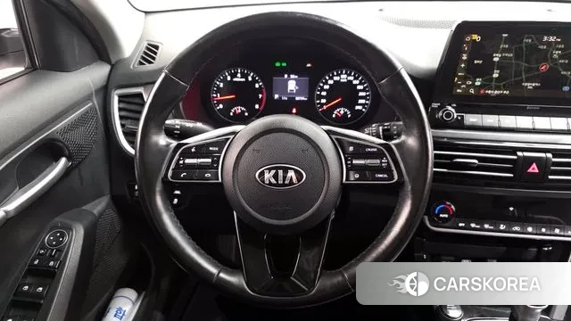 Kia Seltos 2021 Белый из Кореи, фото 4