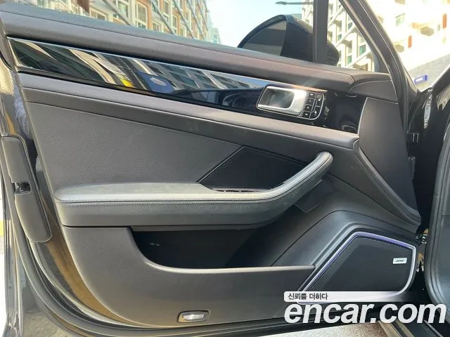 Porsche Panamera (971) 2018 Черный из Кореи, фото 4