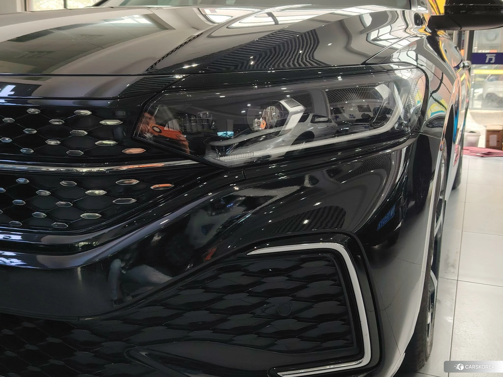 Volkswagen Passat 2024 Черный из Китая, фото 4