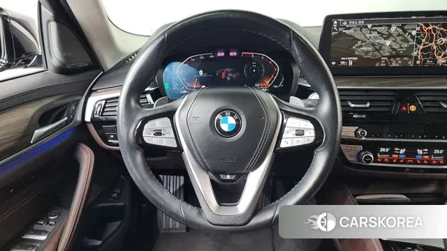 BMW 5 Series (G30) 2020 Черный из Кореи, фото 4