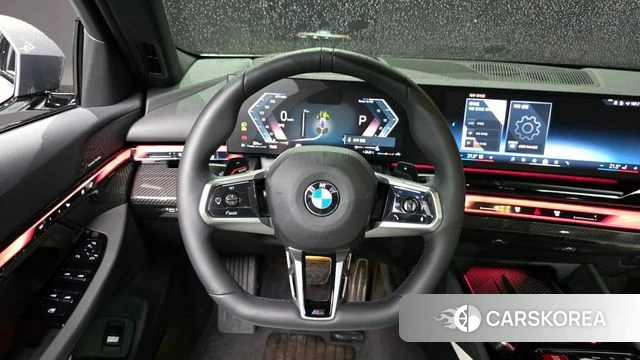 BMW 5 Series (G60) 2025 Серый из Кореи, фото 4