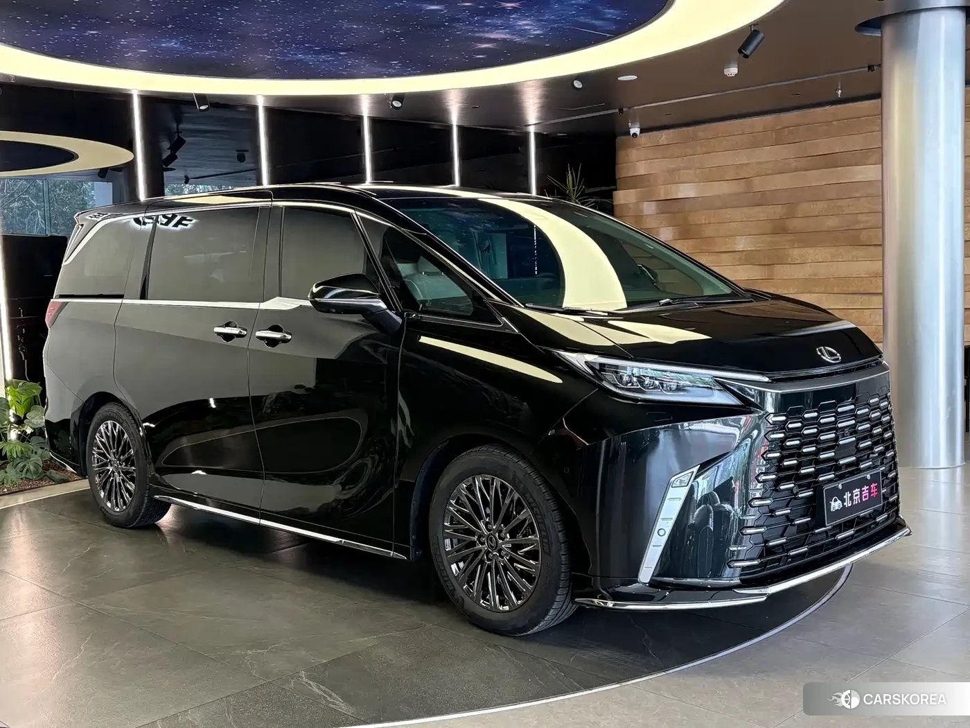 Lexus LM 2026 Черный из Китая, фото 4