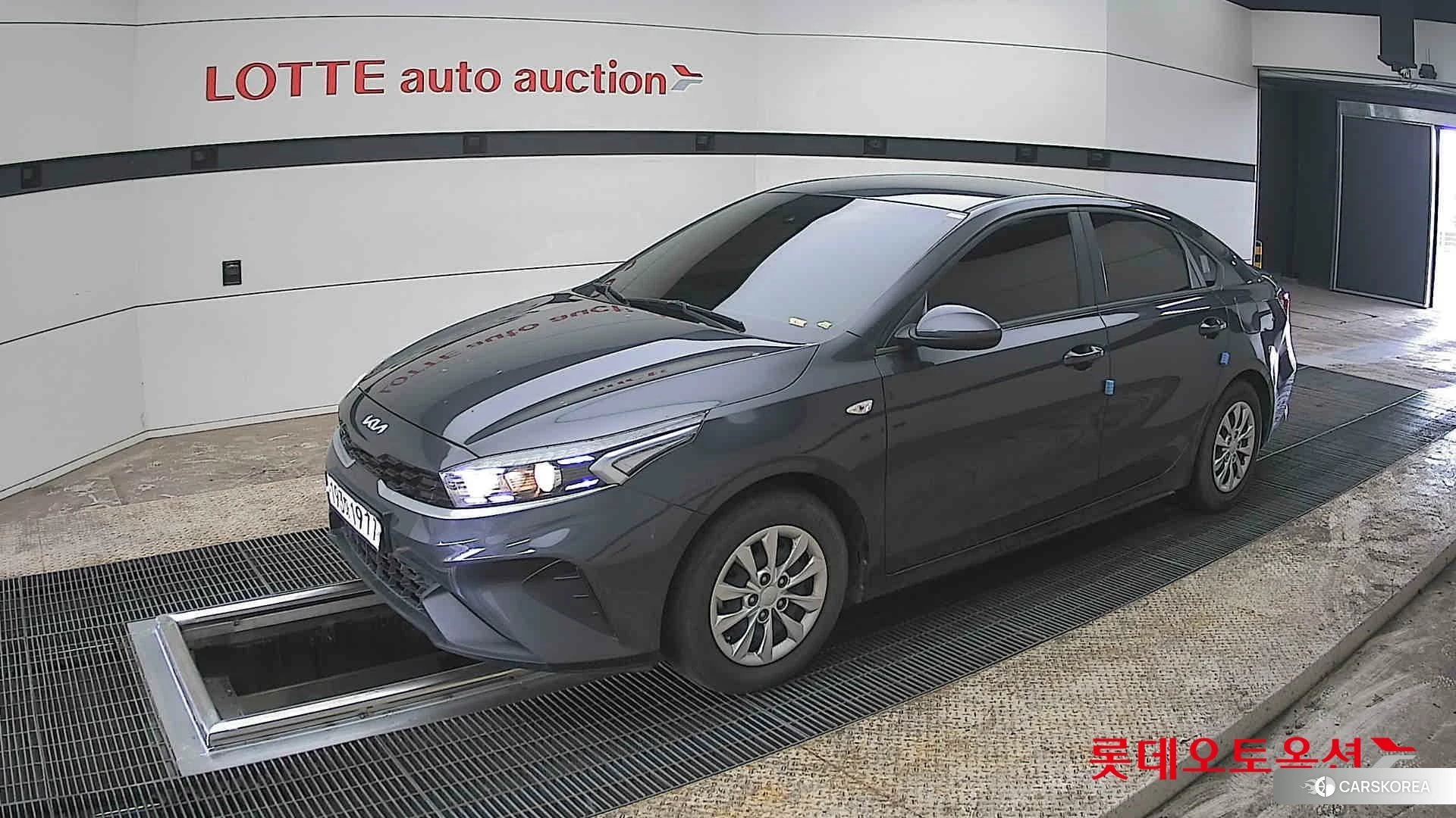 Kia K3 2022 Platinium Graphite из Кореи, фото 4