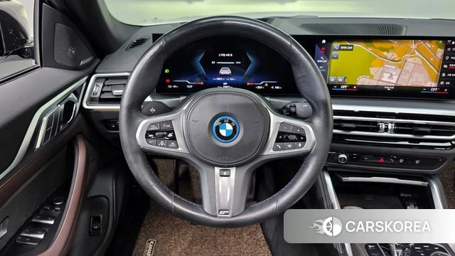 BMW i4 2023 Белый из Кореи, фото 4