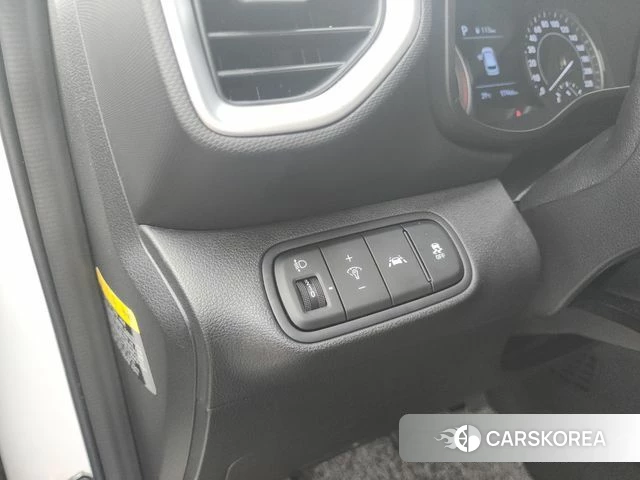 Hyundai Venue 2019 Белый из Кореи, фото 4