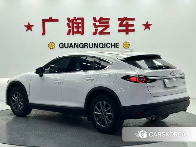 Mazda CX-4 2023 Белый из Китая, фото 4