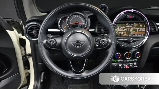Mini Cooper 2020 Жемчужный цвет из Кореи, фото 4