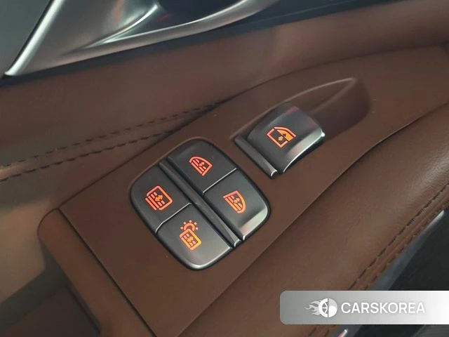 BMW X7 (G07) 2022 Белый из Кореи, фото 4