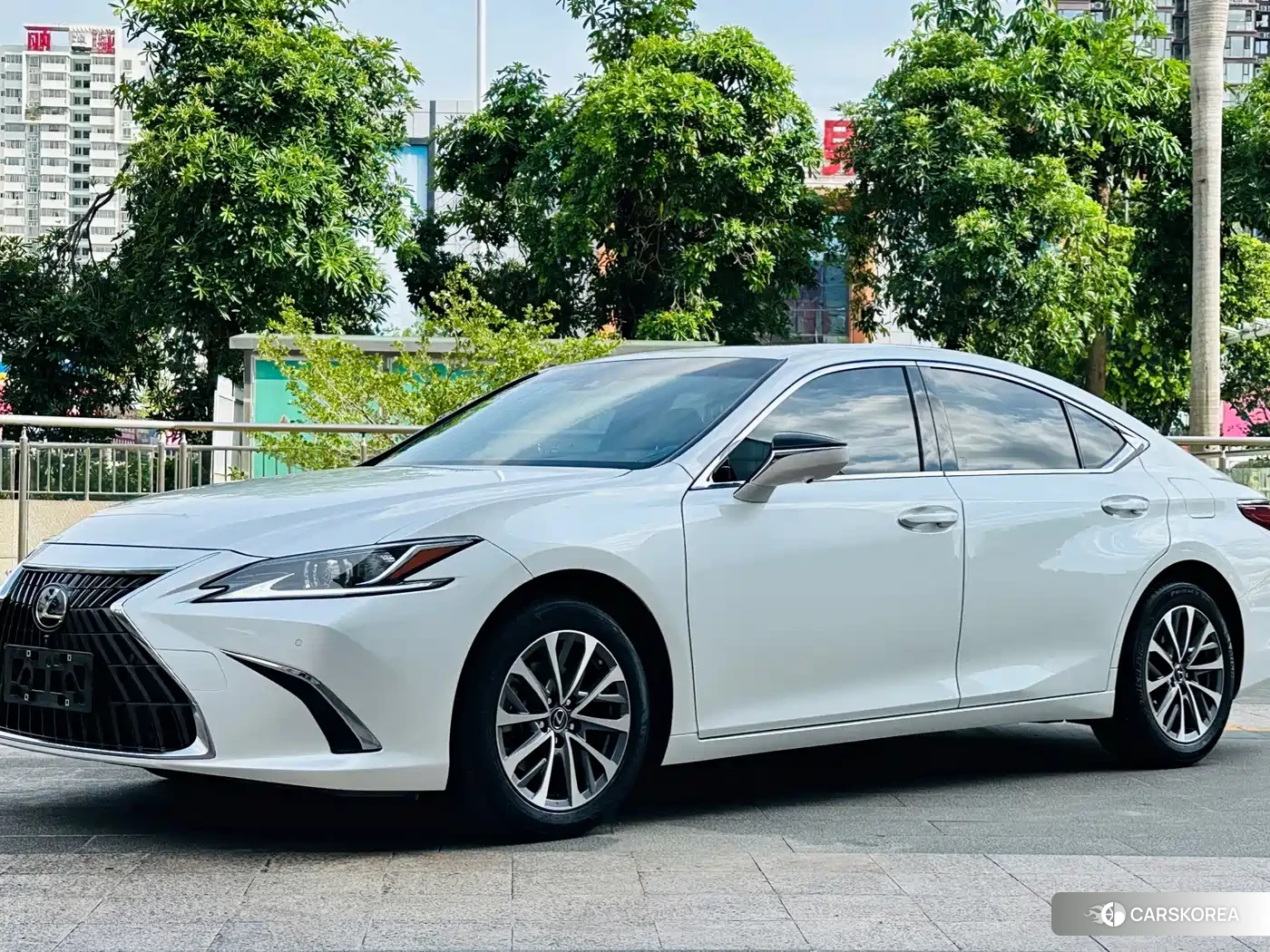 Lexus ES 2023 Белый из Китая, фото 4