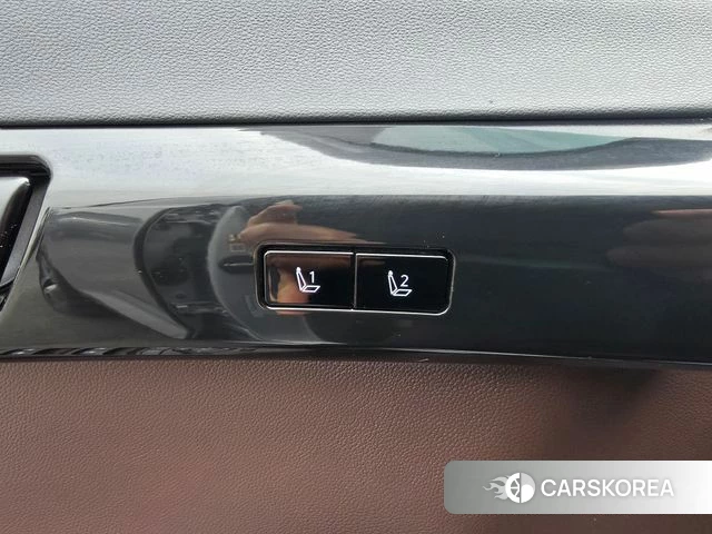 Hyundai Grandeur (GN7) 2023 Серебристо-серый из Кореи, фото 4