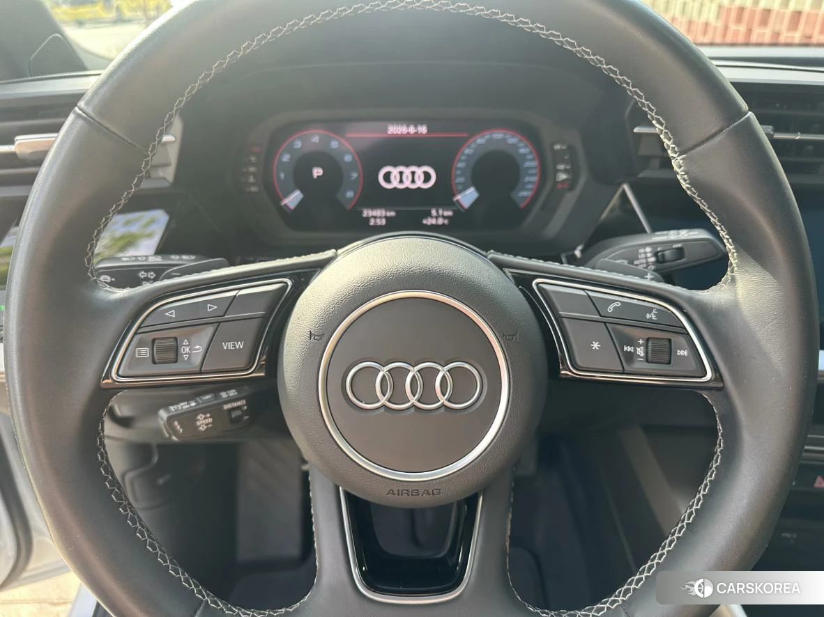 Audi A3 2023 Белый из Китая, фото 4