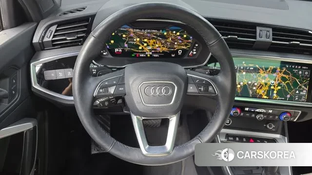 Audi Q3 (F3) 2022 Белый из Кореи, фото 4