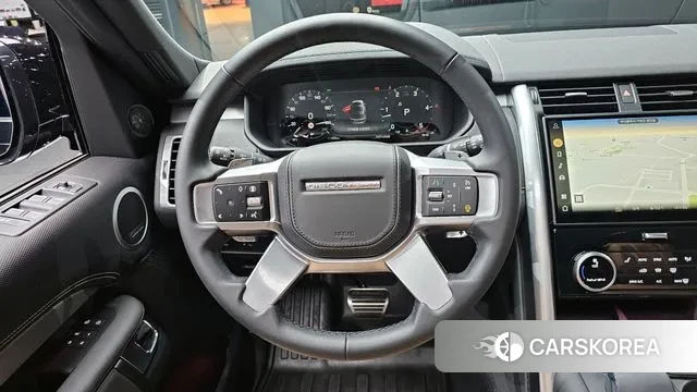 Land Rover Discovery 5 2025 Черный из Кореи, фото 4