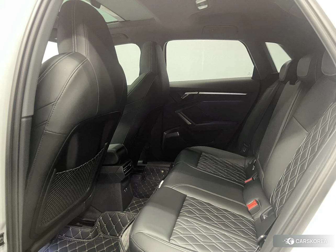 Audi A3 2024 Белый из Китая, фото 4