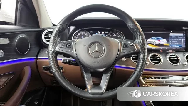 Mercedes-Benz E-Class W213 2018 Белый из Кореи, фото 4