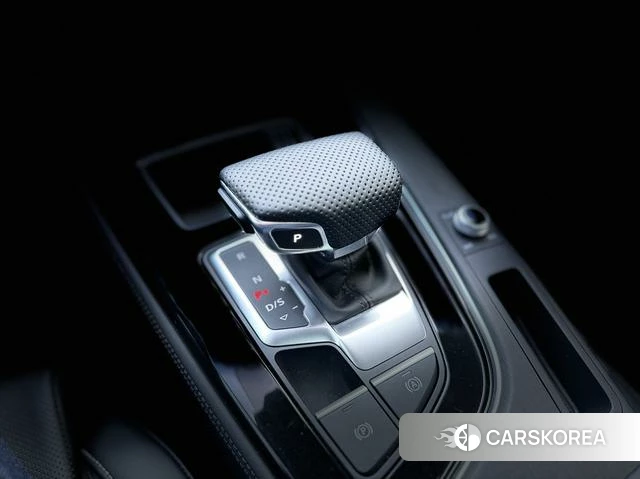 Audi A4L 2024 Белый из Китая, фото 4