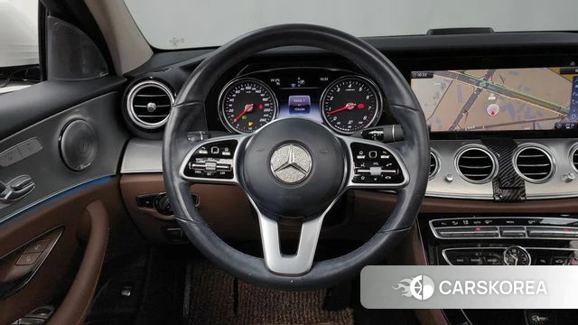 Mercedes-Benz E-Class W213 2019 Белый из Кореи, фото 4
