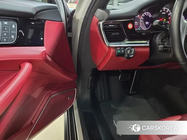 Porsche Panamera (971) 2022 Серый из Кореи, фото 4