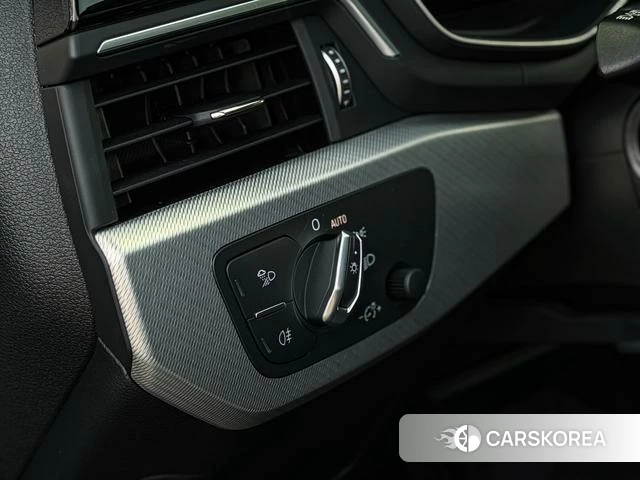 Audi A5 2023 Темно-серый из Китая, фото 4
