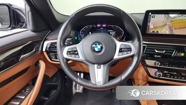 BMW 5 Series (G30) 2022 Черный из Кореи, фото 4