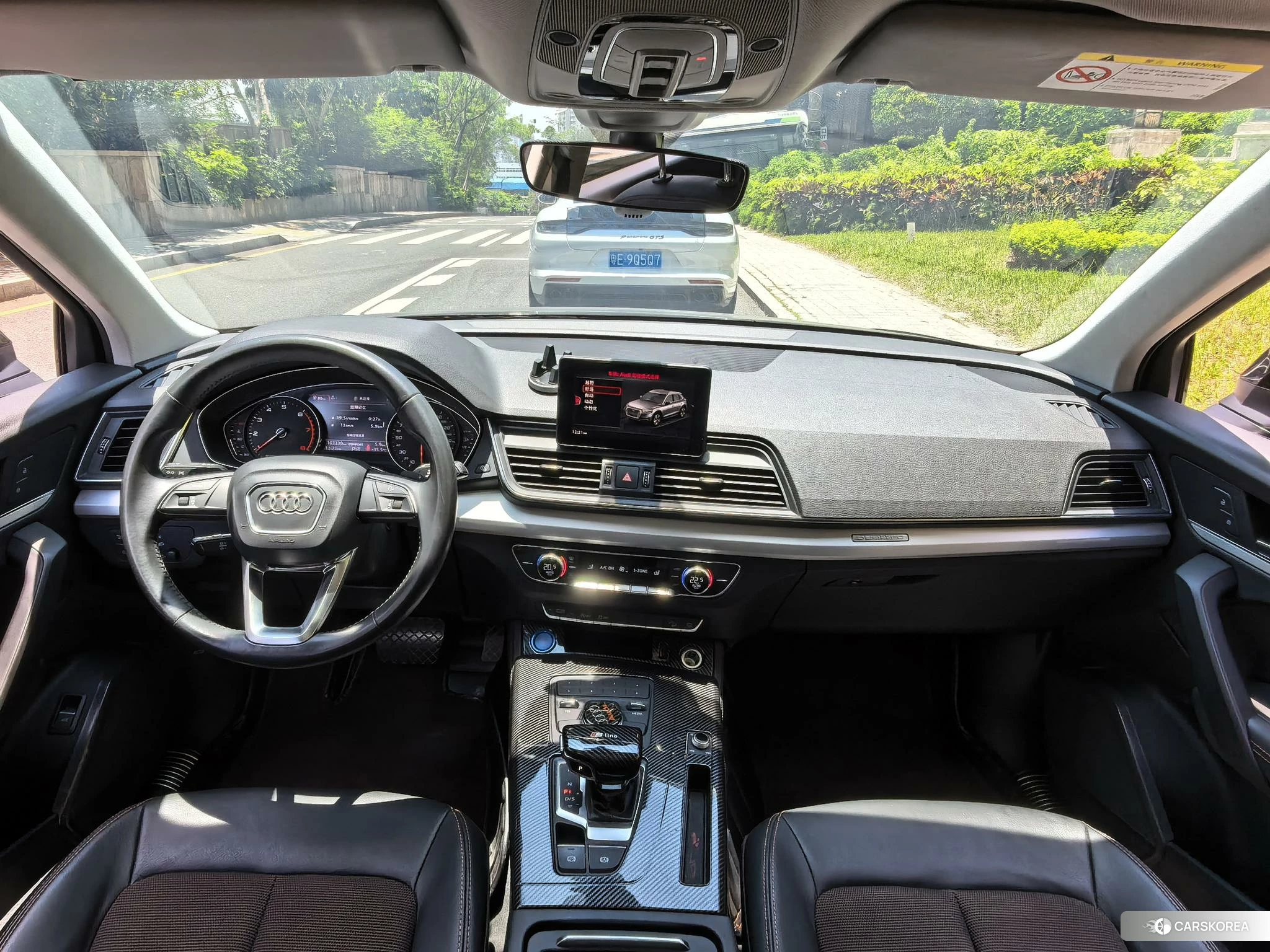 Audi Q5L 2020 Черный из Китая, фото 4