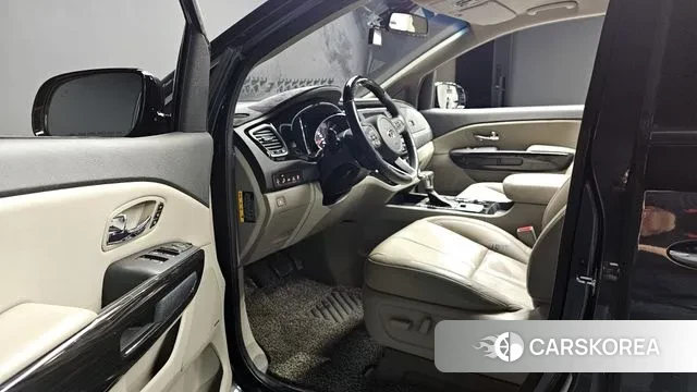 Kia The New Carnival 2019 Серый из Кореи, фото 4