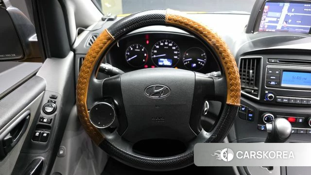 Hyundai The New Grand Starex 2018 Желтый из Кореи, фото 4