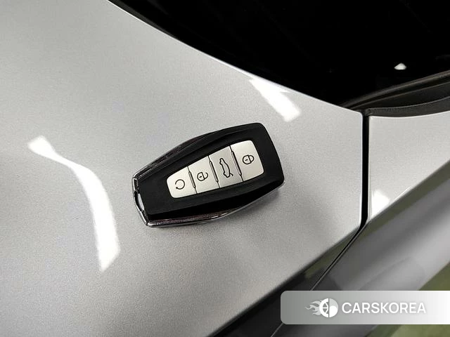 Geely Automobile Boyue L 2025 Серебристо-серый из Китая, фото 4