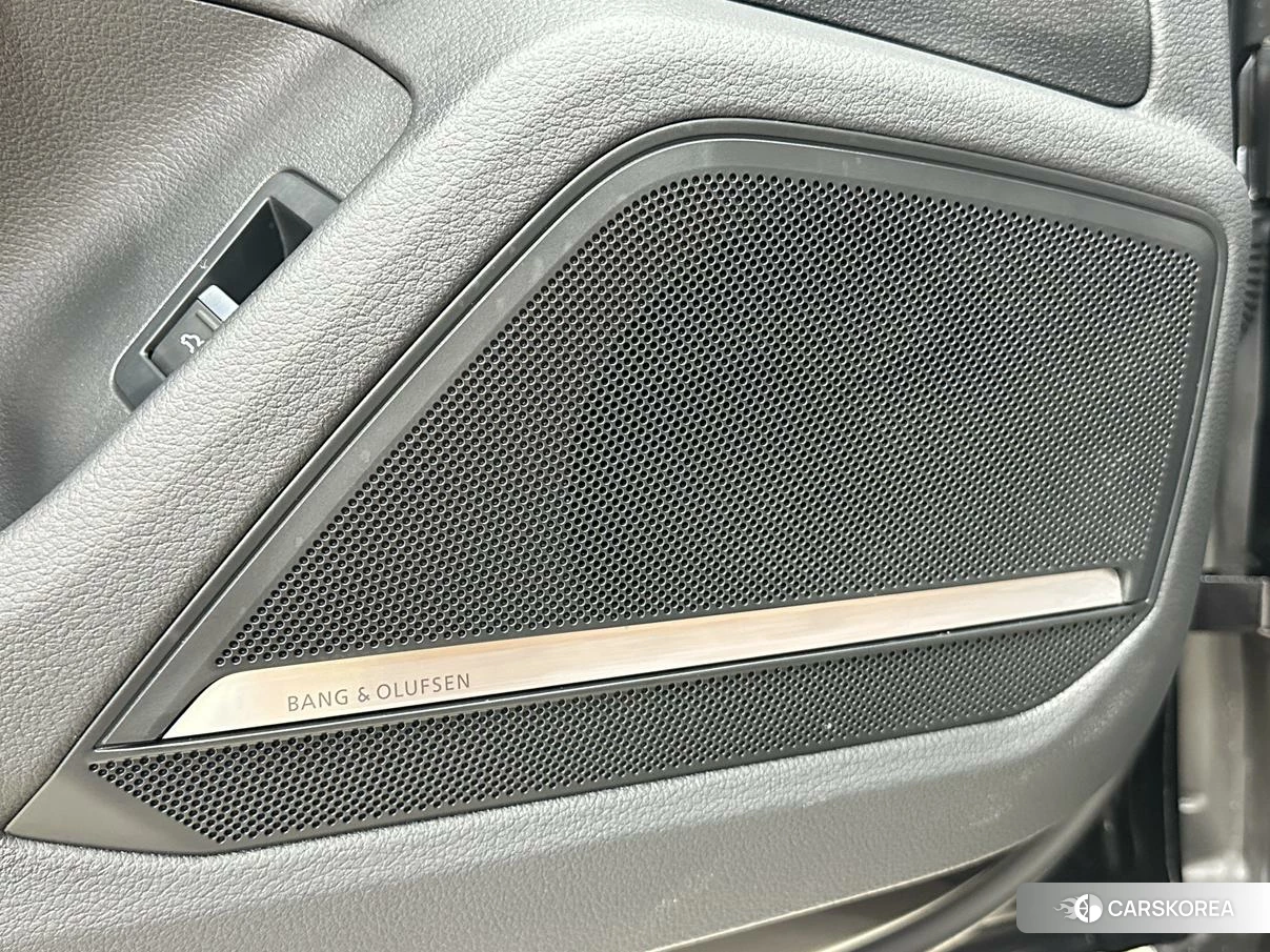 Audi A7L 2025 Черный из Китая, фото 4