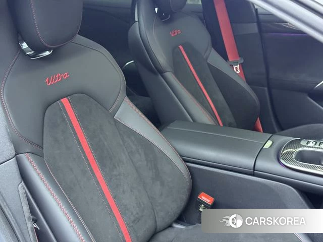 Xiaomi Car Xiaomi SU7 Ultra 2025 Серебристо-серый из Китая, фото 4