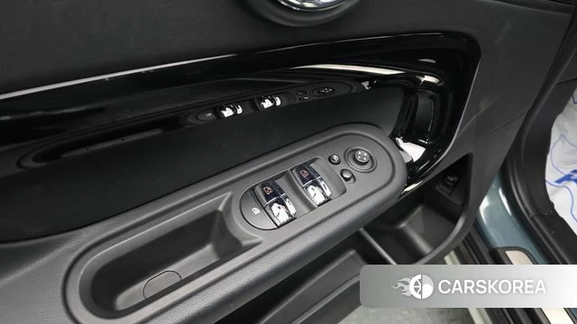 Mini Cooper Countryman 2023 Небесно-голубой из Кореи, фото 4