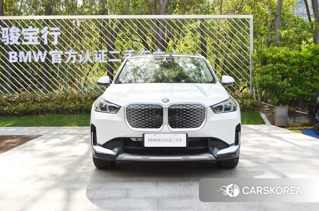 BMW iX1 2025 Белый из Китая, фото 4