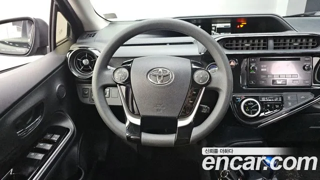 Toyota Prius C id 2669035 из Кореи 4