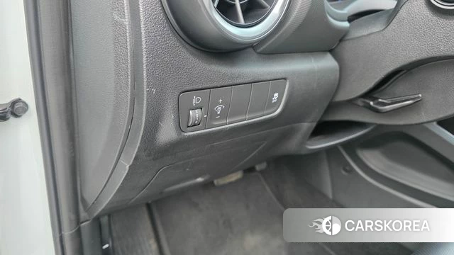 Hyundai The New Kona 2022 Белый из Кореи, фото 4