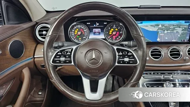 Mercedes-Benz E-Class W213 2019 Черный из Кореи, фото 4