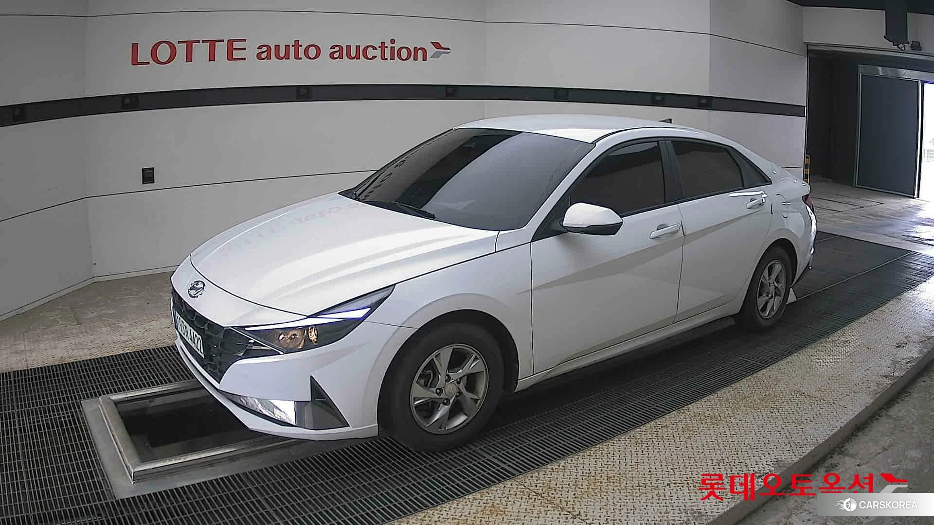 Hyundai Avante 2023 Polar White из Кореи, фото 4