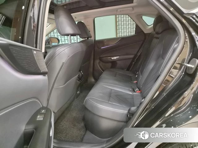 Lexus NX350h Second generation 2025 Черный из Кореи, фото 4