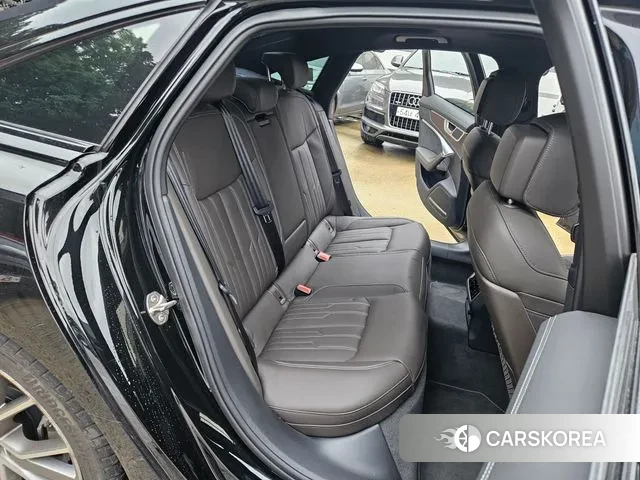 Audi A6 (C8) 2023 Черный из Кореи, фото 4