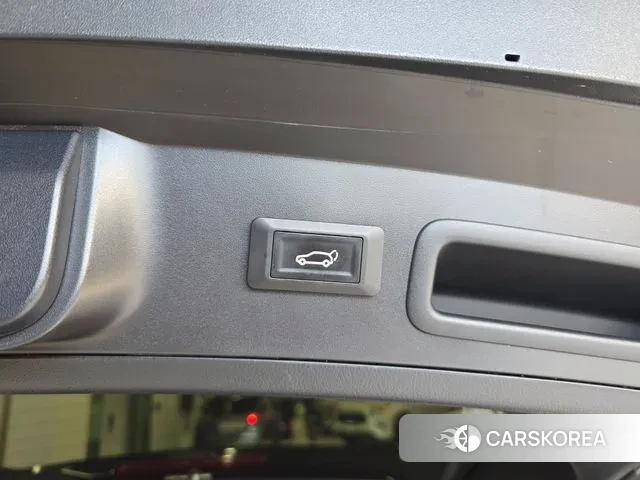 Lexus UX250h 2023 Песочный из Кореи, фото 4