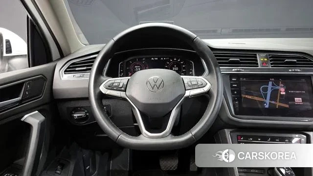 Volkswagen Tiguan second Generation 2021 Белый из Кореи, фото 4